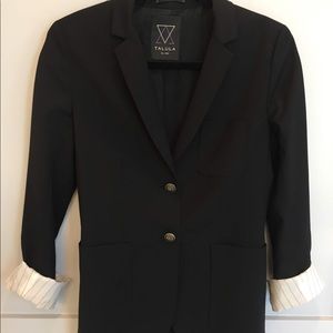 Aritzia Talula Exeter blazer size 4